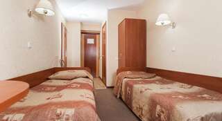 Гостиница Амакс Парк Тамбов Стандартный двухместный номер с 2 отдельными кроватями-2